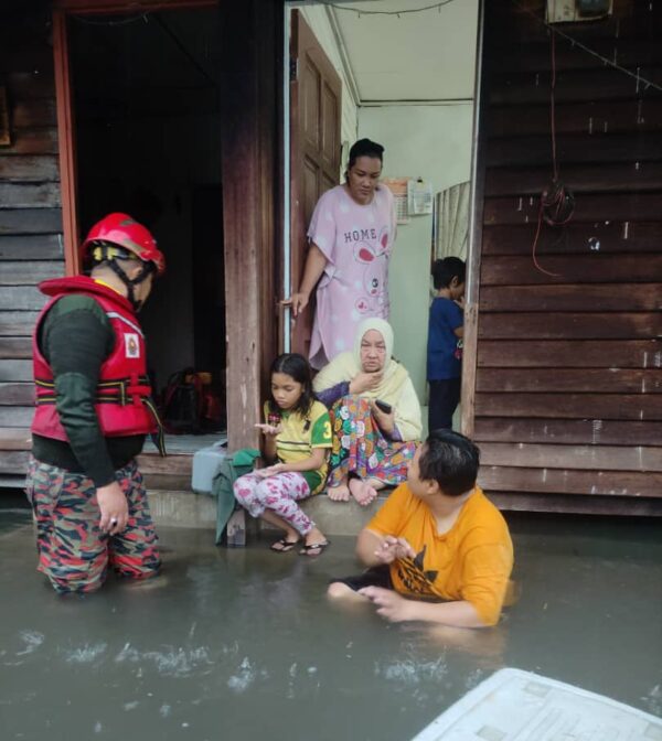 Tiga Kawasan Di Klang Dilanda Banjir Kilat Kosmo Digital