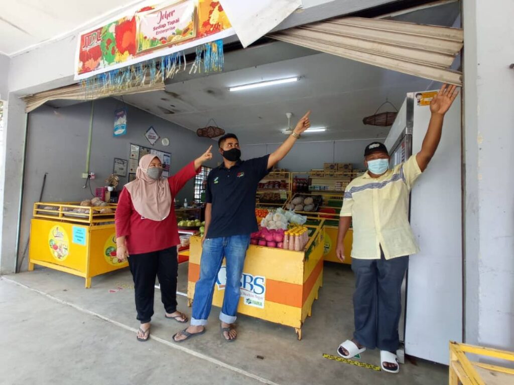 Peniaga Rugi Gajah Pecah Masuk Kedai Kosmo Digital