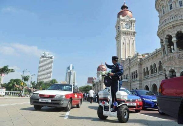 Elektrik Terputus Lampu Isyarat Tidak Berfungsi Dbkl Kawal Lalu