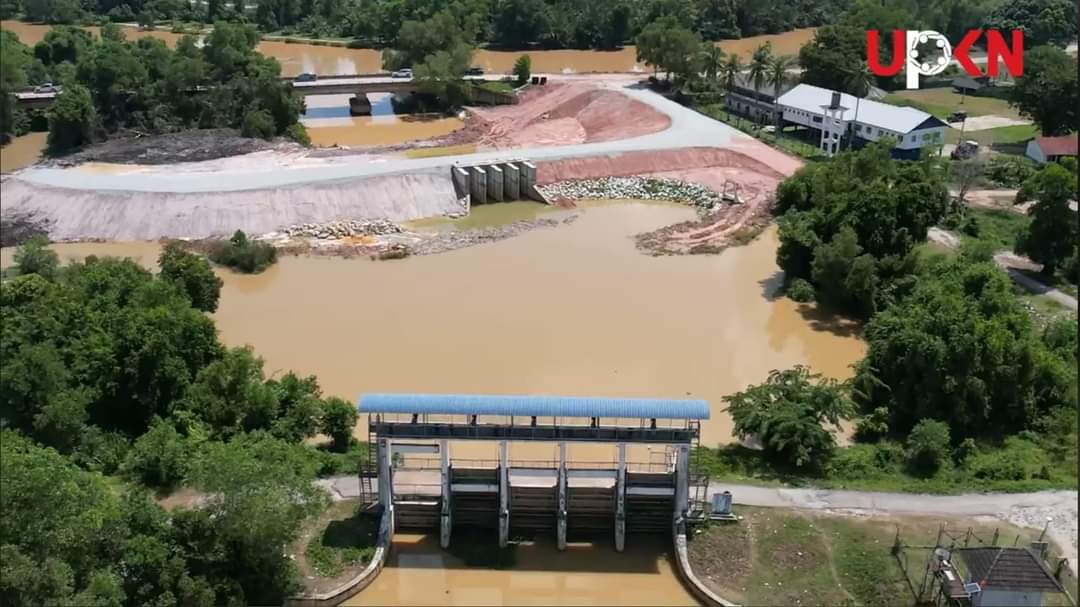 Projek Plsb Sungai Golok Dibina Dengan Pintu Saliran Air Kosmo Digital