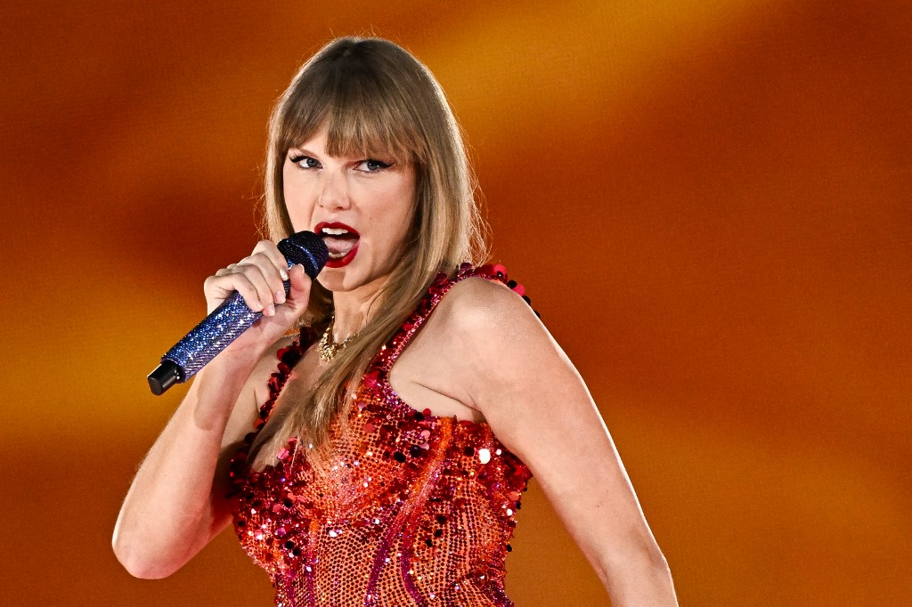 Taylor Swift diancam pengganas, batal konsert jelajah