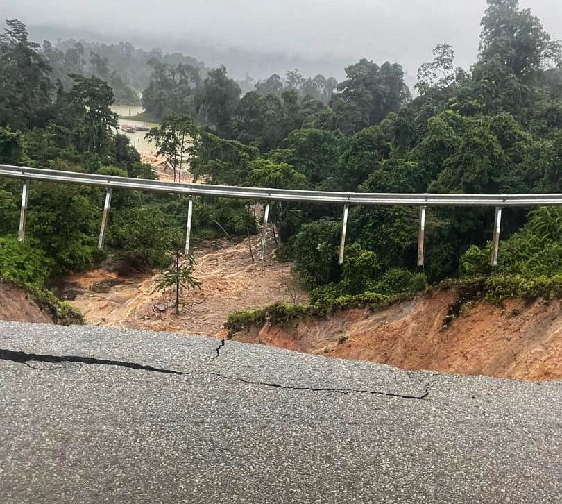 Banjir: 31 jalan terputus hubungan di Terengganu