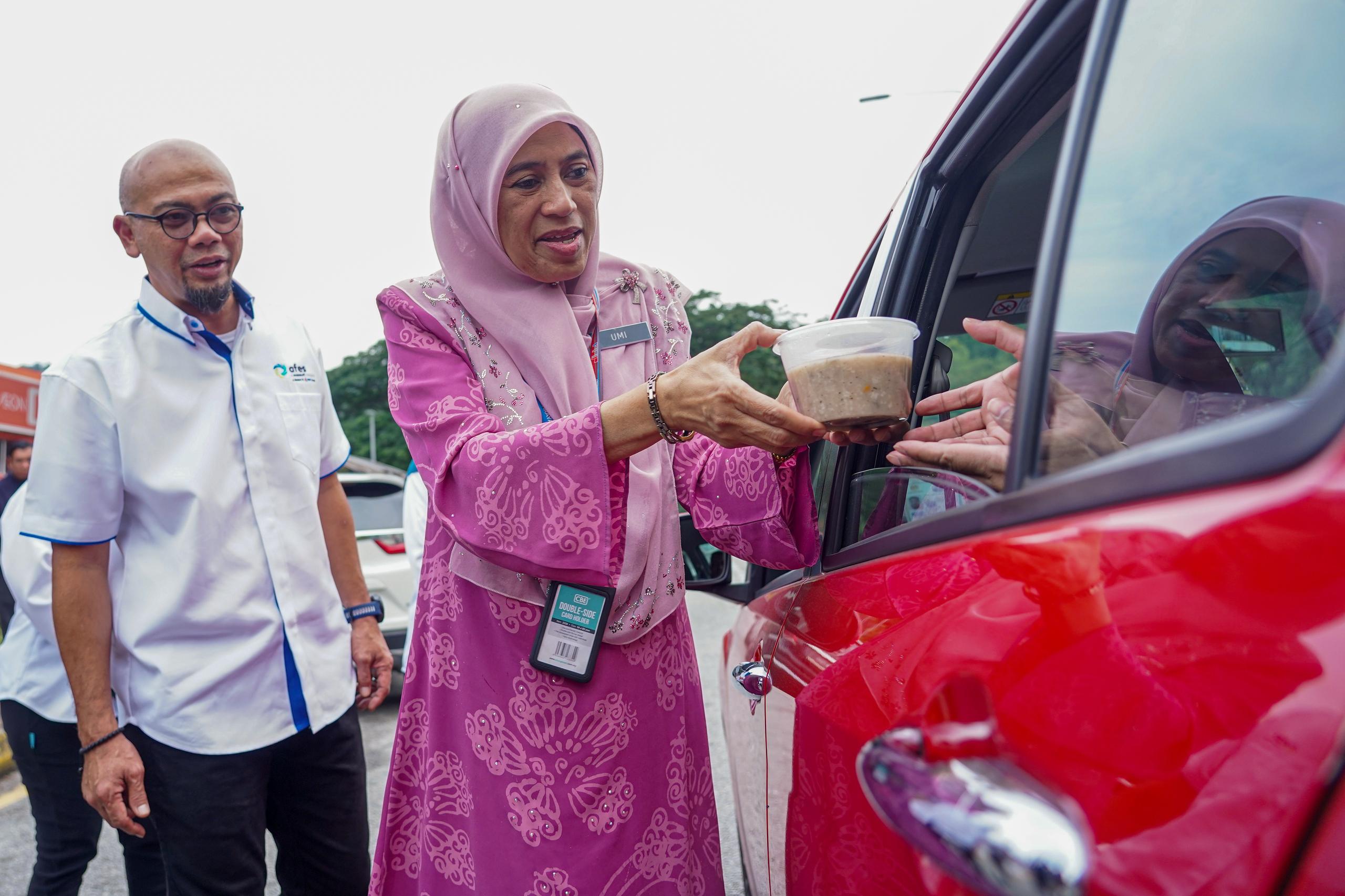 AFES edar 1,000 bekas bubur lambuk