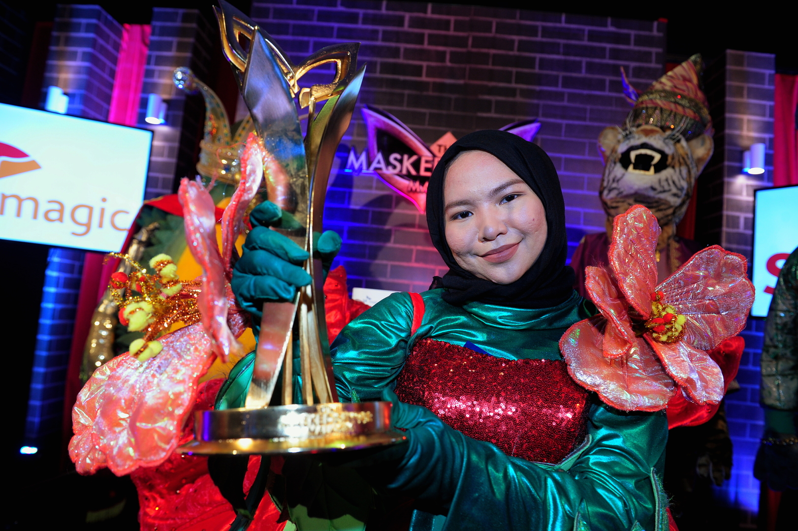 Download Masked Singer Malaysia Musang King Pics