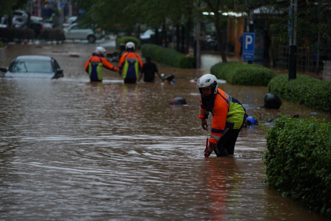 Hujan Lebat Luar Biasa 2 Jam Punca Banjir Kilat - Kosmo Digital