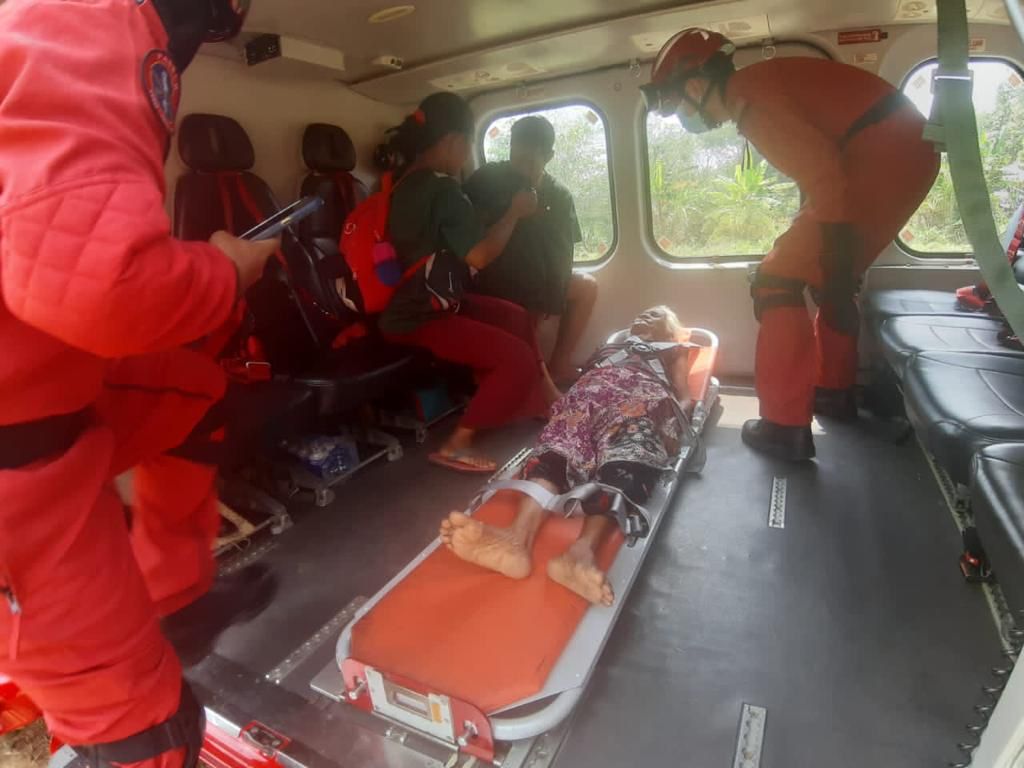 Orang Asli lelah diusung naik helikopter ke hospital