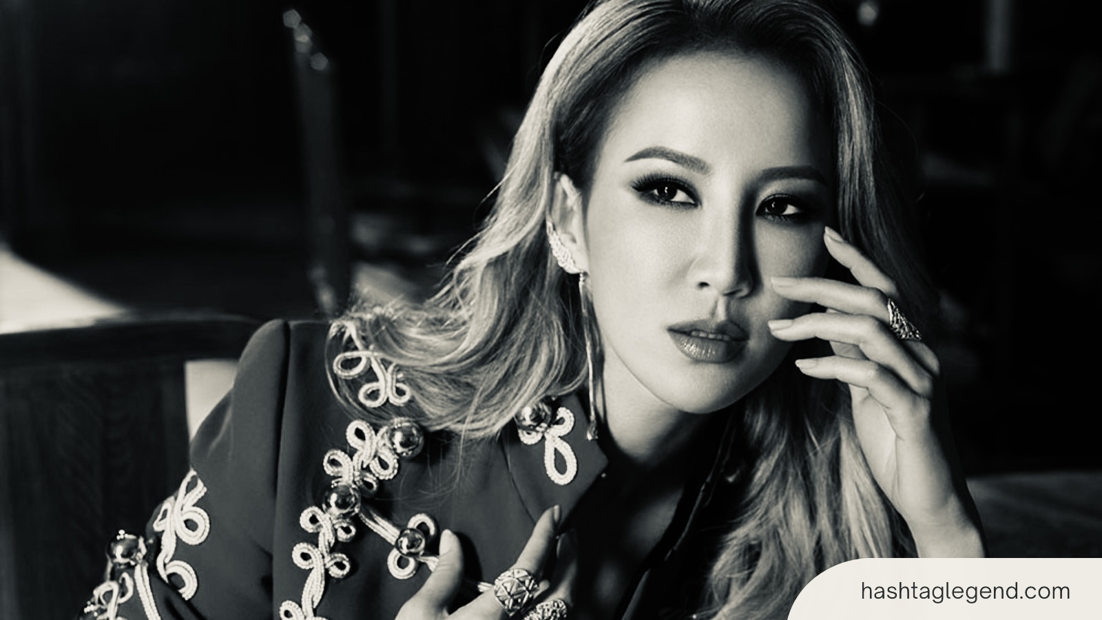 Bintang Hong Kong, Coco Lee meninggal dunia akibat bunuh diri