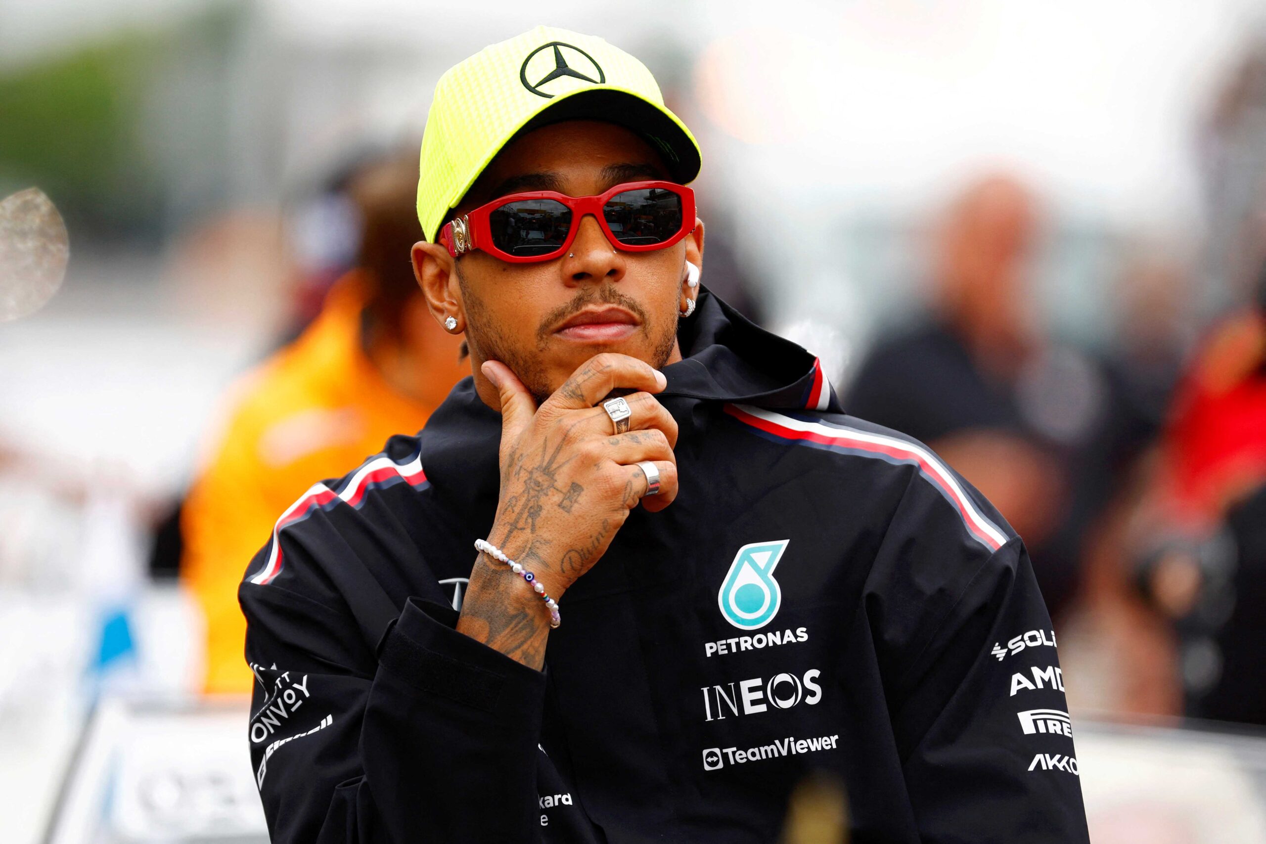 Kontrak Lewis Hamilton tertangguh bukan sebab duit