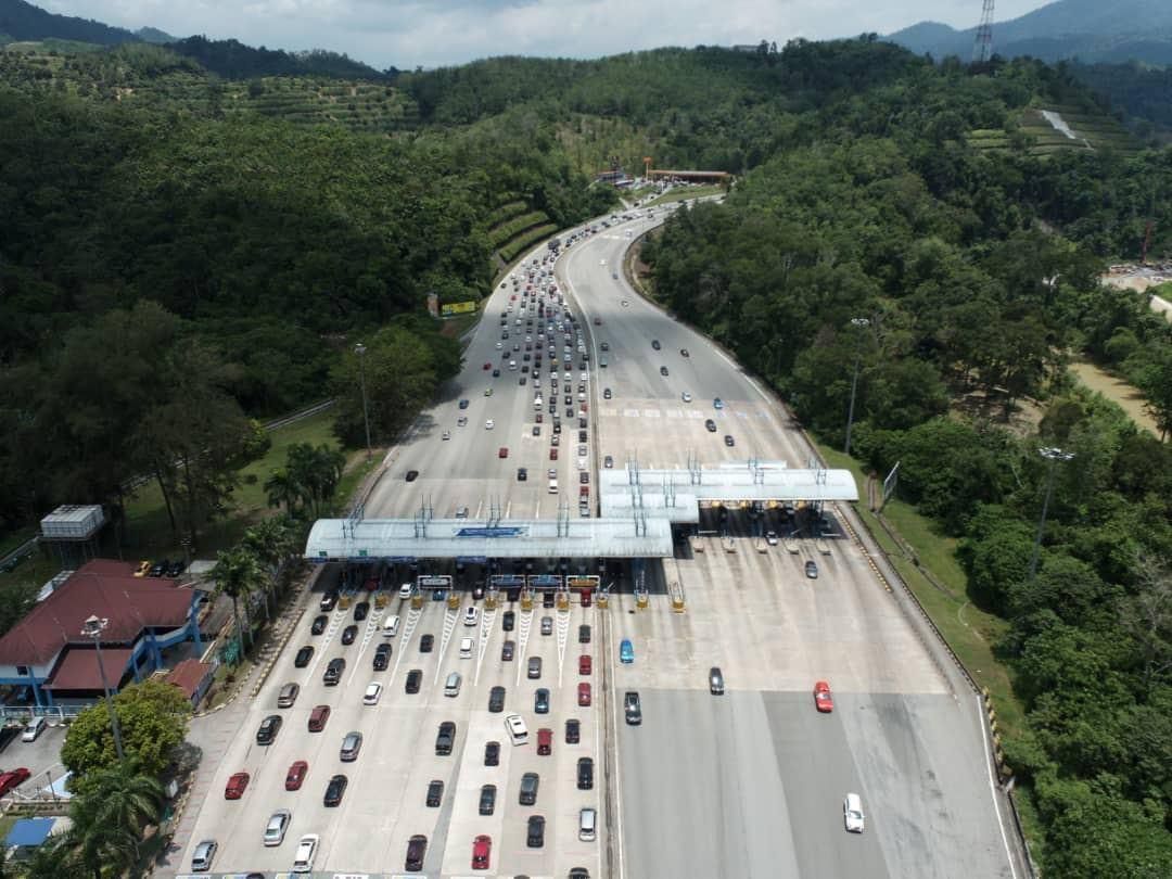 Trafik masih perlahan di Karak menuju KL