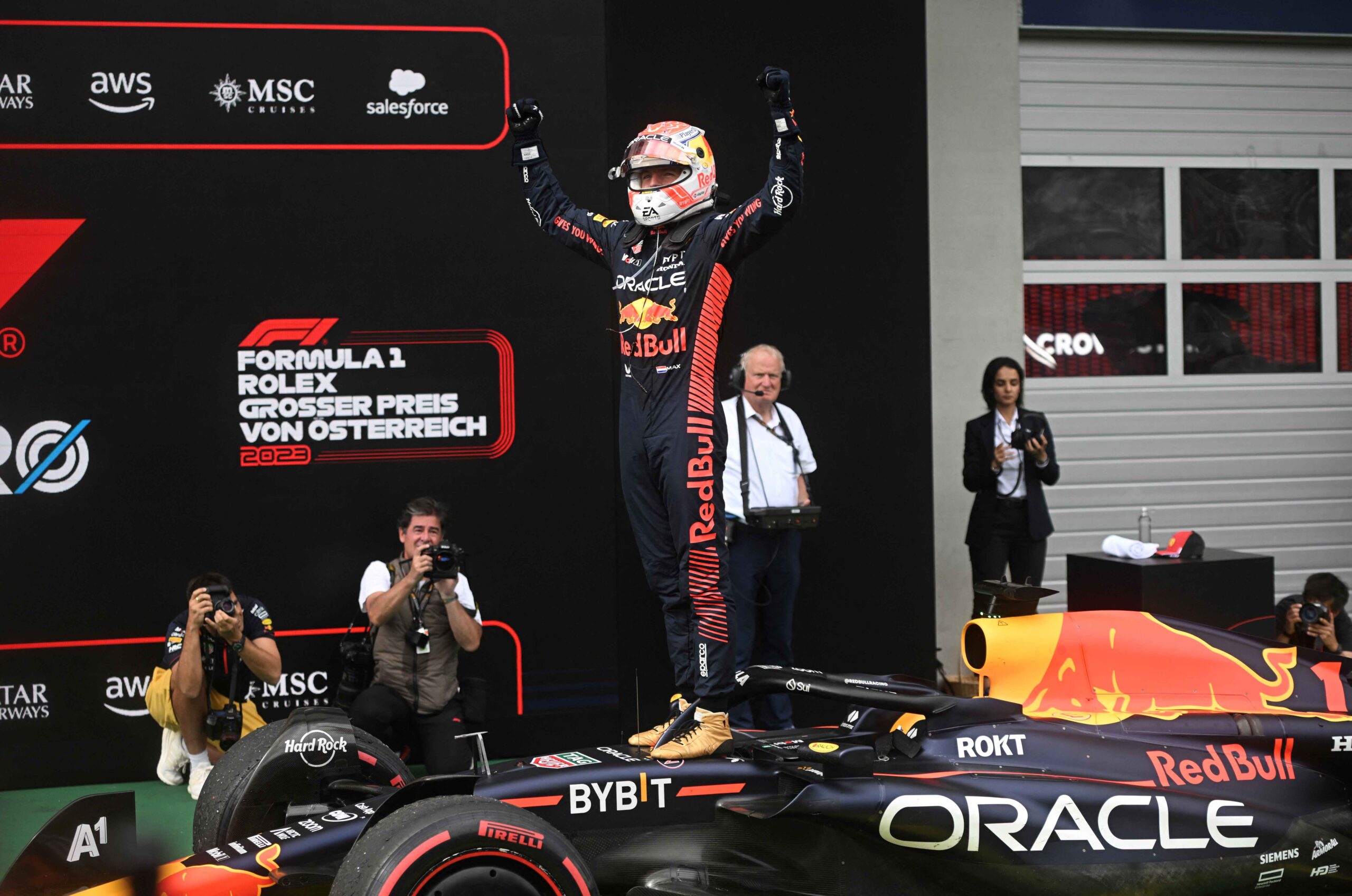 Max Verstappen pamer aksi dominan di Austria