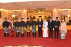 10 ADUN Angkat Sumpah Sebagai Exco Negeri Sembilan Di Istana Besar Seri ...