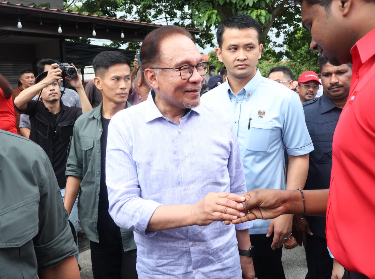 Anwar jumpa Menteri Luar China di P. Pinang Jumaat ini