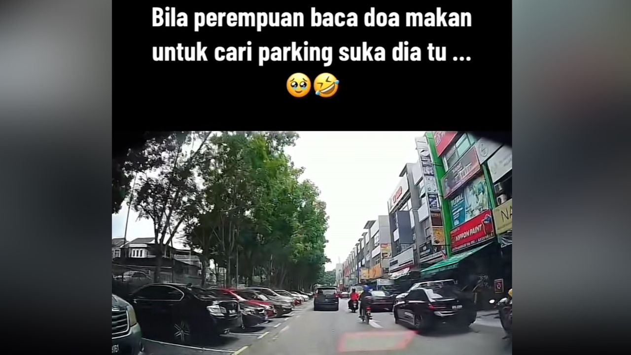 [VIDEO] Senang dapat ‘parking’ selepas baca doa makan