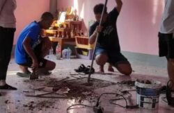 Barang pelik untuk tujuan ilmu hitam ditemui di bawah lantai rumah