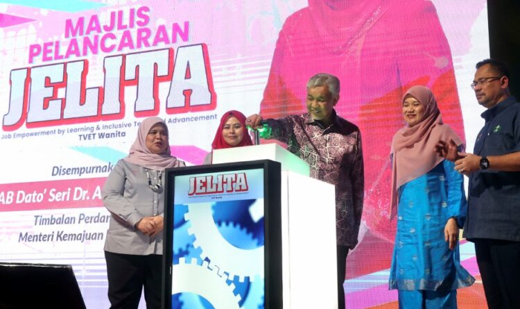 Usaha Perkasa Wanita Dalam Bidang TVET - Kosmo Digital