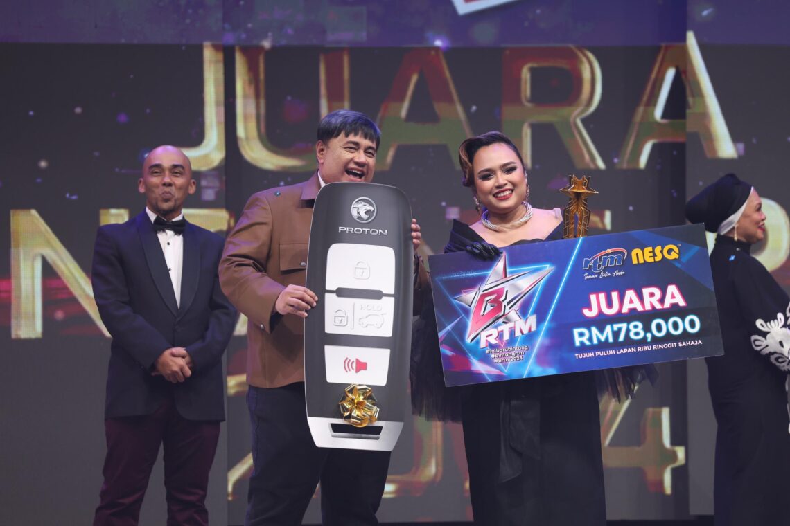 Juara Bintang RTM 2024 milik Roxy Ixzy Kosmo Digital