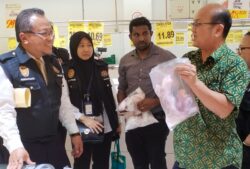 Kompaun kedai makan kotor di Melaka lebih RM1 juta tahun lalu