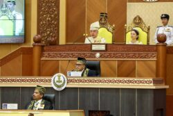 Pelajar sekolah agama berasrama penuh di Perak dilarang makan, minum guna botol, bungkusan plastik – Sultan Nazrin