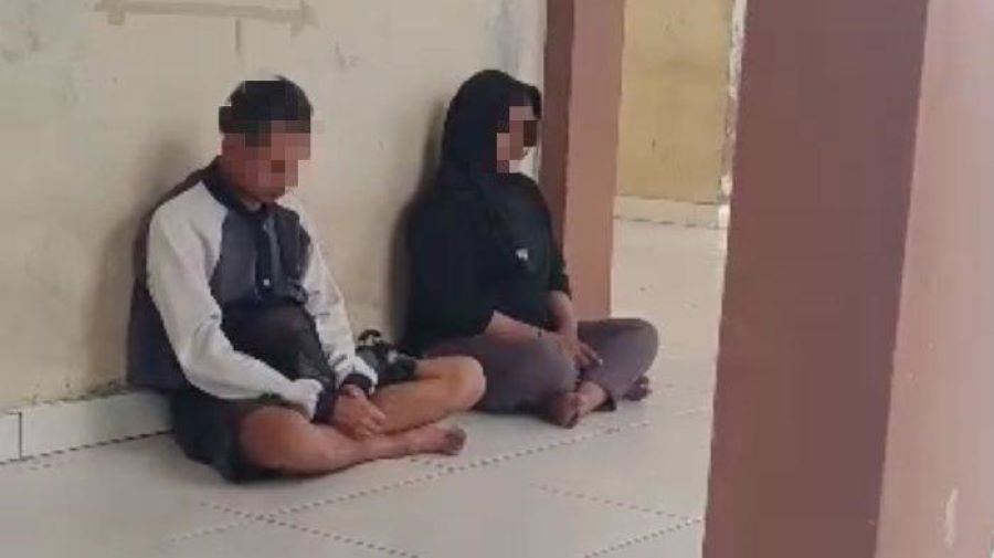 Pasangan kekasih dicekup ‘bermadu kasih’ dalam surau