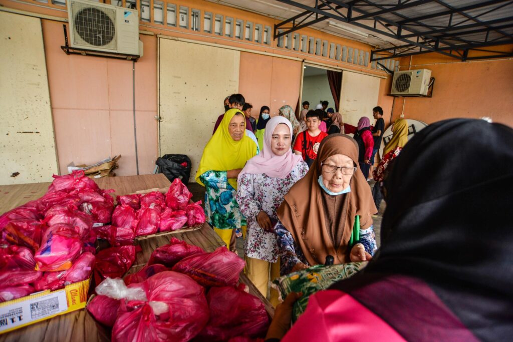 Syazia Collection peka nasib B40 aktif anjur program kongsi rezeki bersama asnaf 7