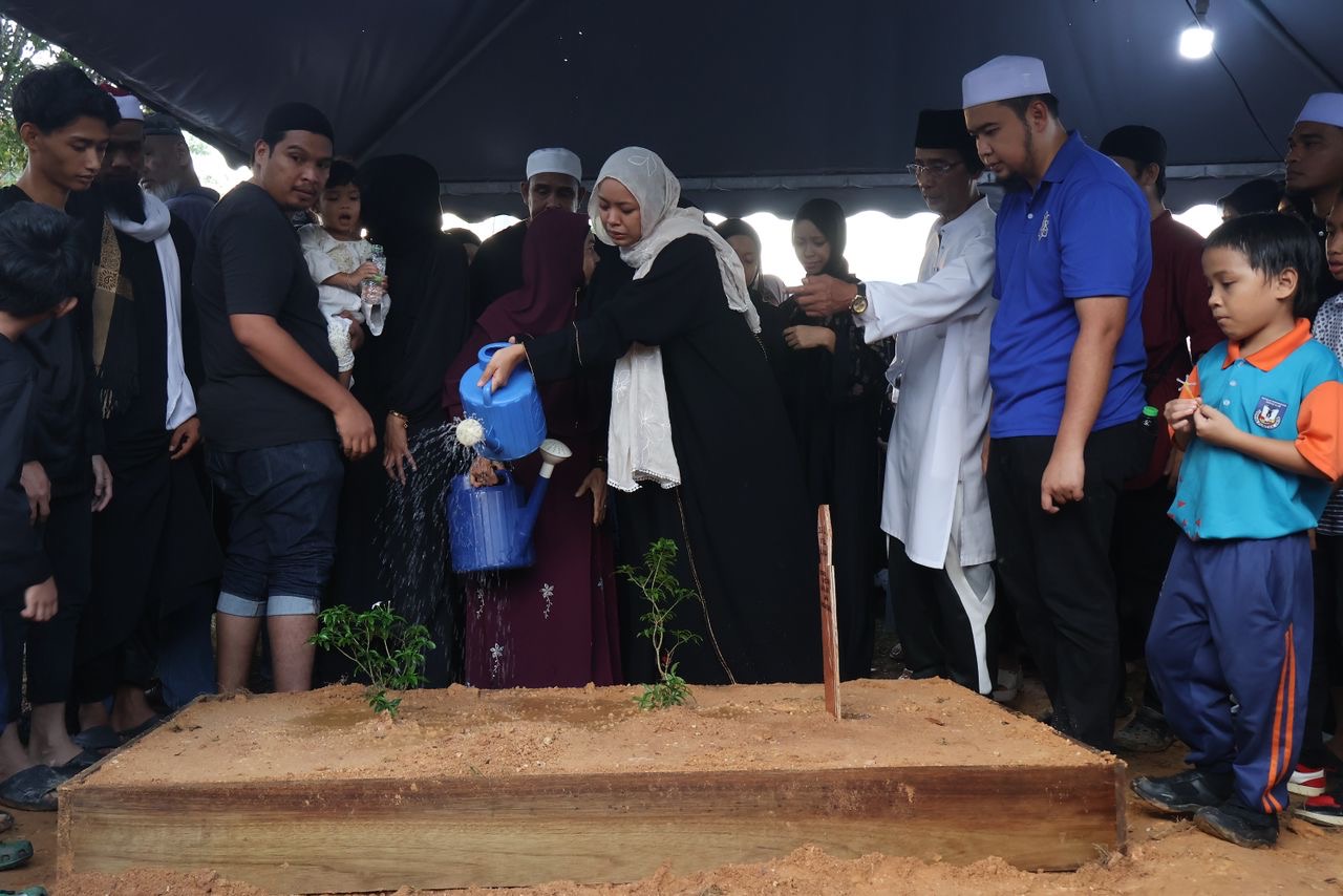 Jenazah Nidza Afham selamat dikebumi