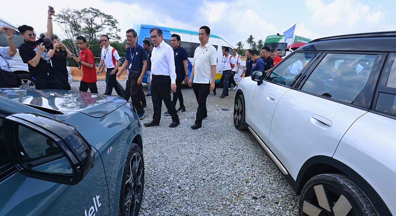 Kerajaan fokus pembangunan ekosistem industri EV