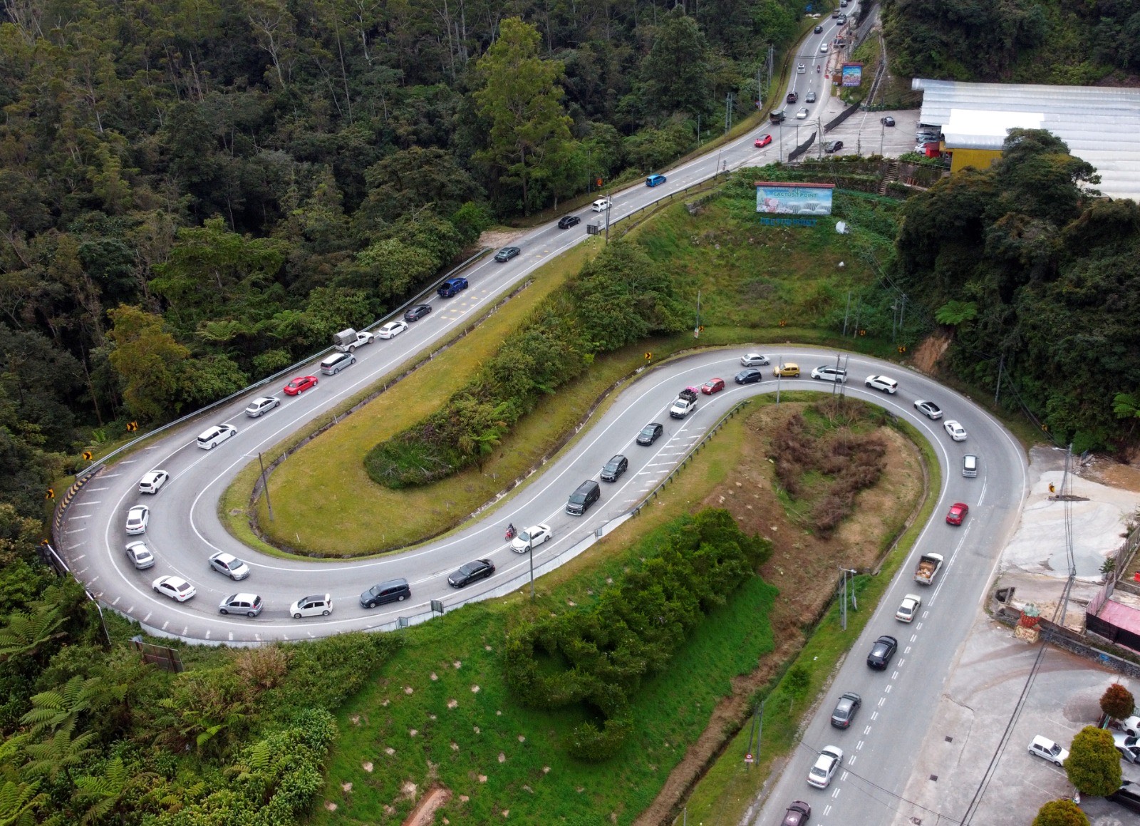 Sampai bila mahu tengok warga asing jadi tauke?