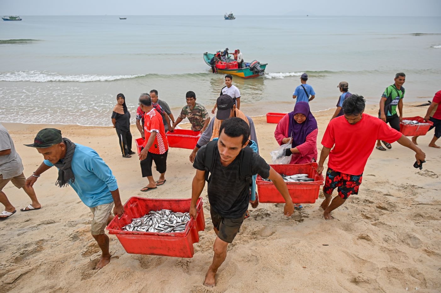 Orang Pantai Timur lebih subur, ayam itik ternak sendiri