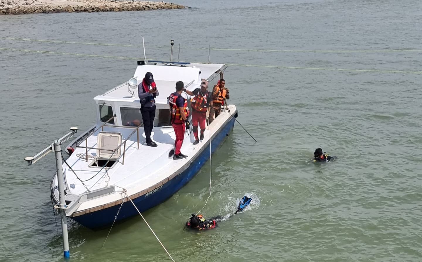 Lelaki hilang treler dipandu jatuh laut