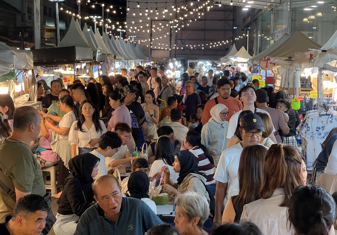 Bukan semua kenangan manis berlaku di Thailand