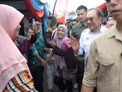 Nak bergaduh tunggu pilihan raya, sekarang masa bantu rakyat – PM