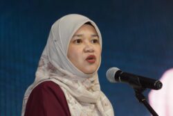 Pusat Pengajaran Bahasa Inggeris diperluas tingkat penguasaan guru, murid