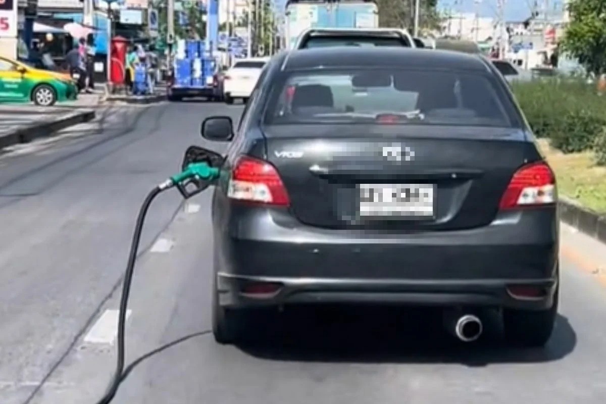 Sampai tercabut nozel gara-gara enggan bayar duit petrol