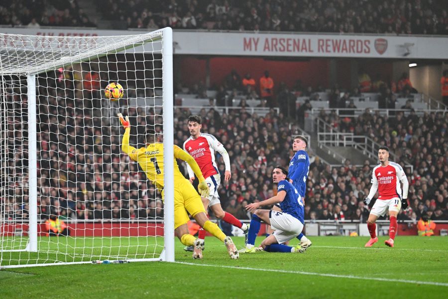 EPL: Arsenal makin yakin menang trofi