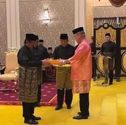 Musa Aman dilantik Yang Dipertua Negeri Sabah