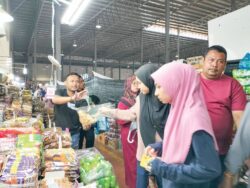 Pengunjung ramai tetapi jualan merosot