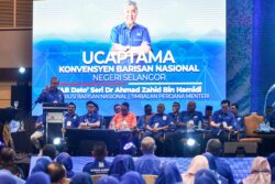 Jangan guna alasan duit untuk tidak bekerja – Ahmad Zahid