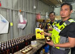 Lagi gudang ‘cuti’ diserbu, rampas arak tiruan RM1 juta