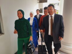 Hina Melayu malas, Mak cik Kemboja didenda RM40,000