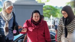 Rosmah lepas bebas 17 pertuduhan ubah wang haram, LHDN