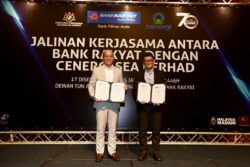 Bank Rakyat institusi kewangan pertama pasang solar PV bumbung