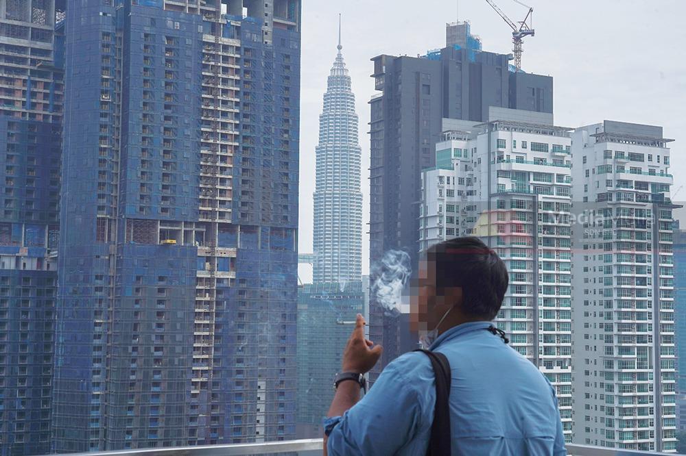 perokok tegar rokok seludup tak kisah cukai