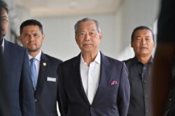 Semua tujuh pertuduhan Muhyiddin akan dibicarakan sekali