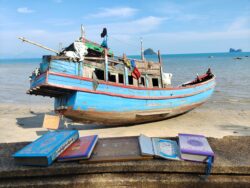 ‘Jumpa al-Quran, kain pelekat di pantai, tapi orang tiada’