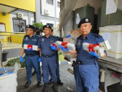 Suami isteri bekal rokok seludup untuk pekerja tapak projek dicekup