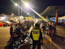 Ramai anak muda menunggang motosikal tanpa lesen