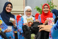 Bakat ATM sedia 15,000 bungkusan hari raya buat perwira negara