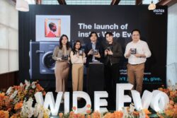 Fujifilm lancar kamera hibrid instan pertama premium