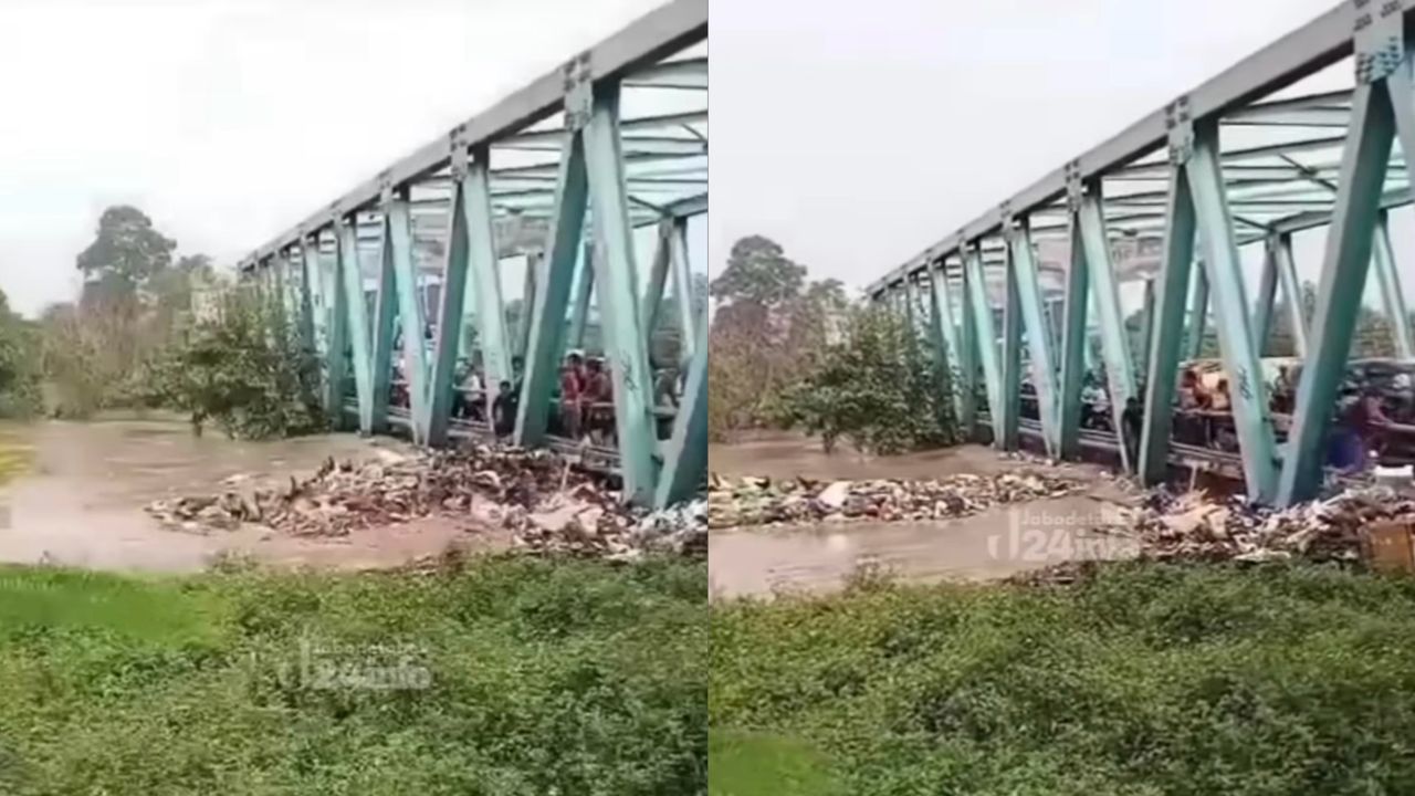 Penduduk ‘berjemaah’ kebas ayam hanyut banjir